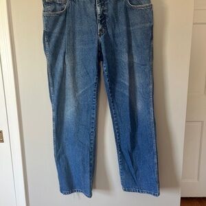 Cabelas Mens Jeans Classic  Fit 40 x 32